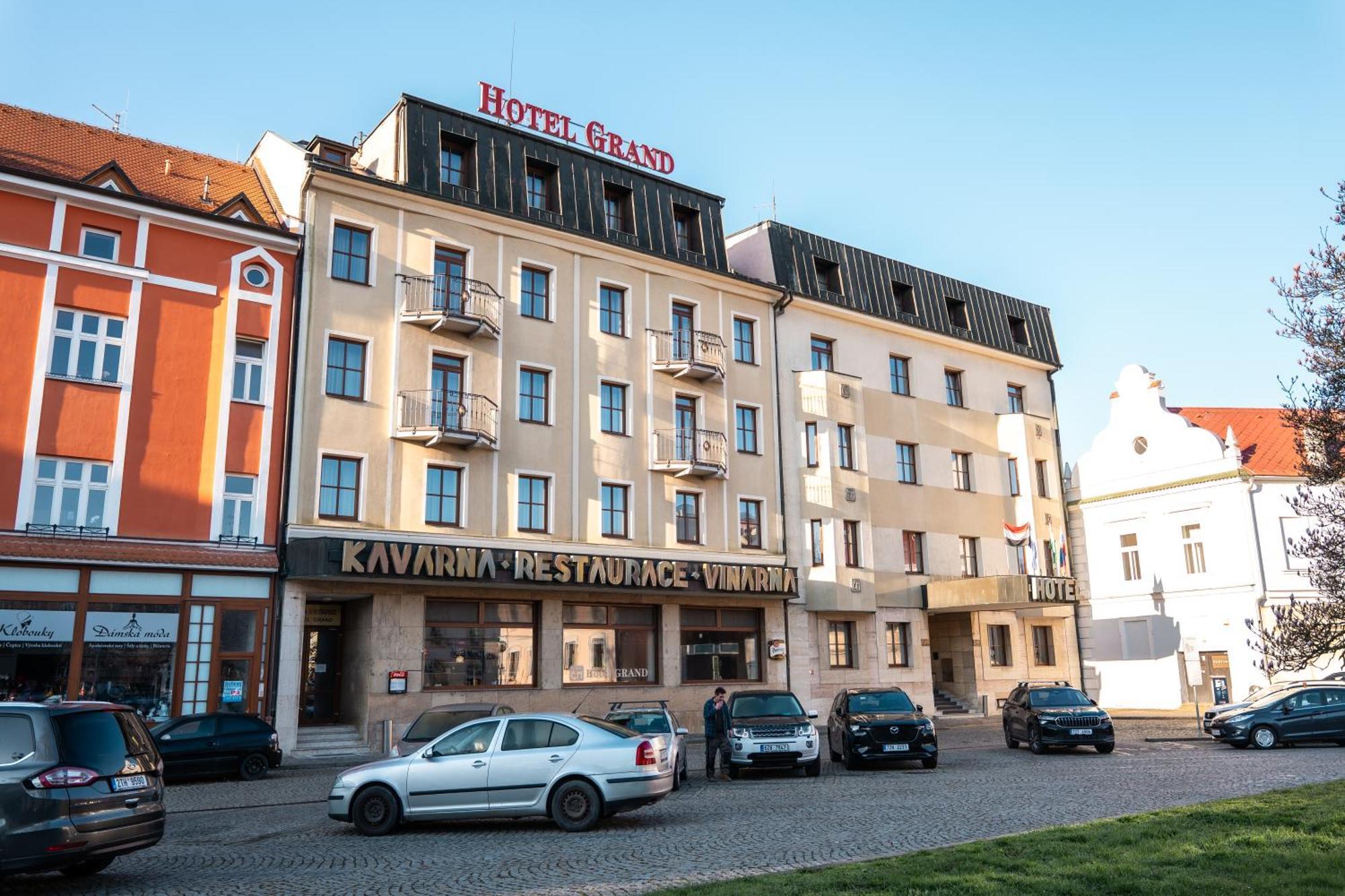 Hotel Grand Uherske Hradiste Exterior foto